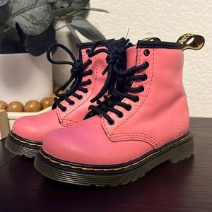 DOC MARTENS